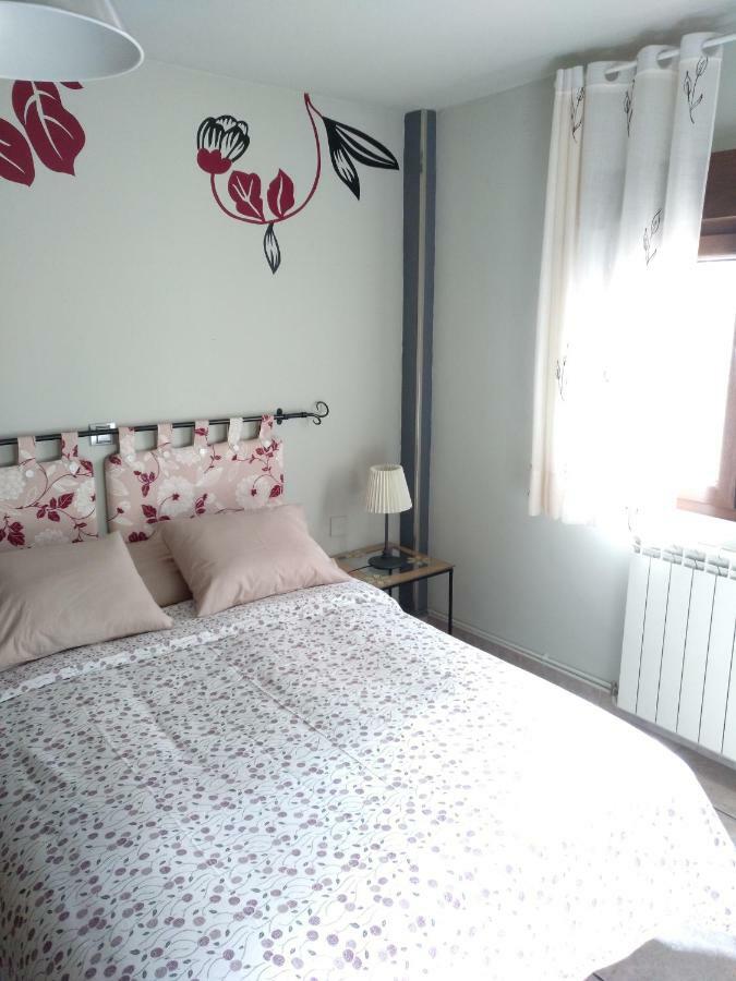 Apartamento Piso La Torre Zaragoza Exterior foto